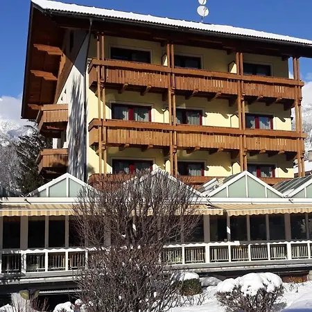 Dolomitenhotel 3*