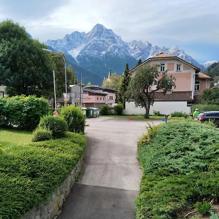 Dolomitenhotel Hotel
