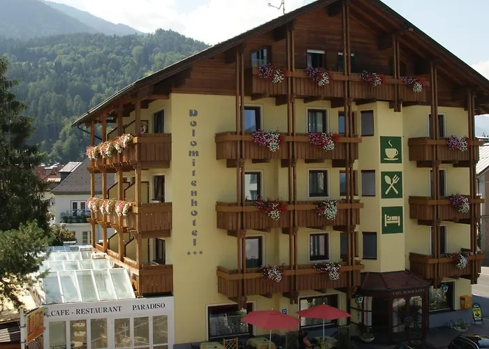 Hotel Dolomitenhotel 3*